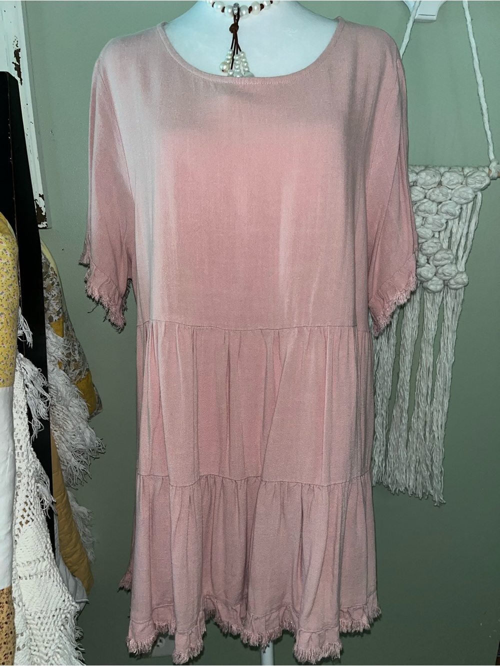 Jodifl Women's Blush Pink Tiered Short Sleeve Tunic